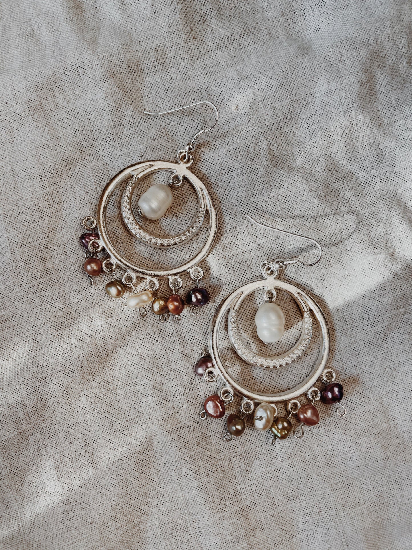 Alexis Rose Pearl Drops