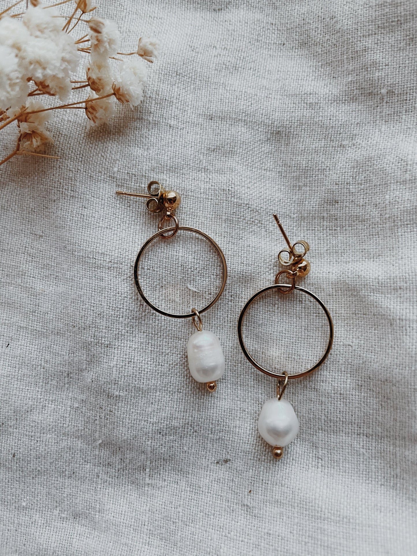 Ring Pearl Studs