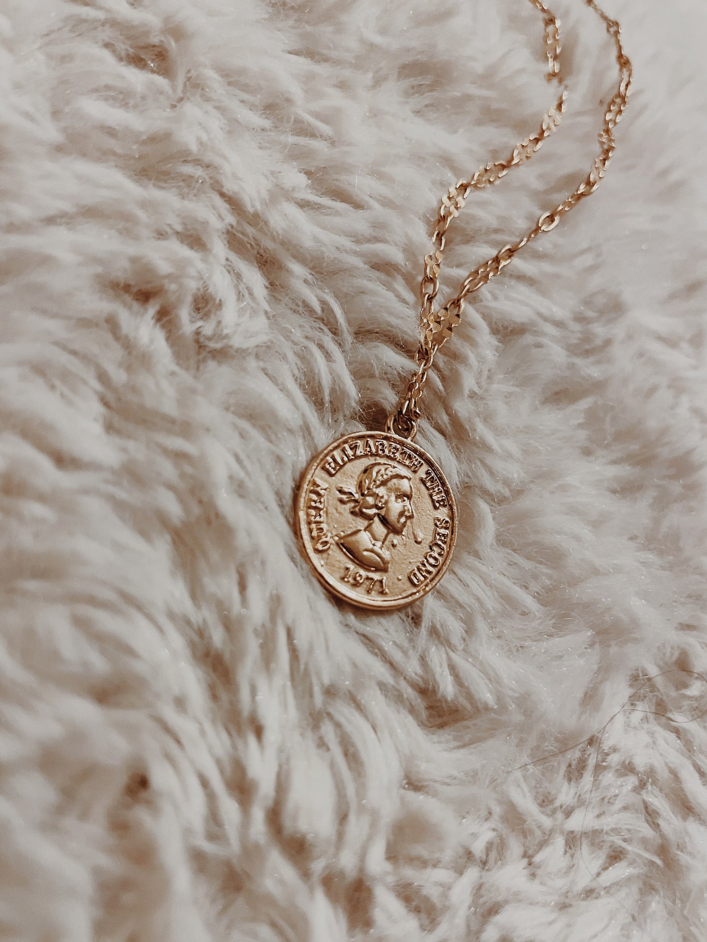 Queen Lizzie Necklace