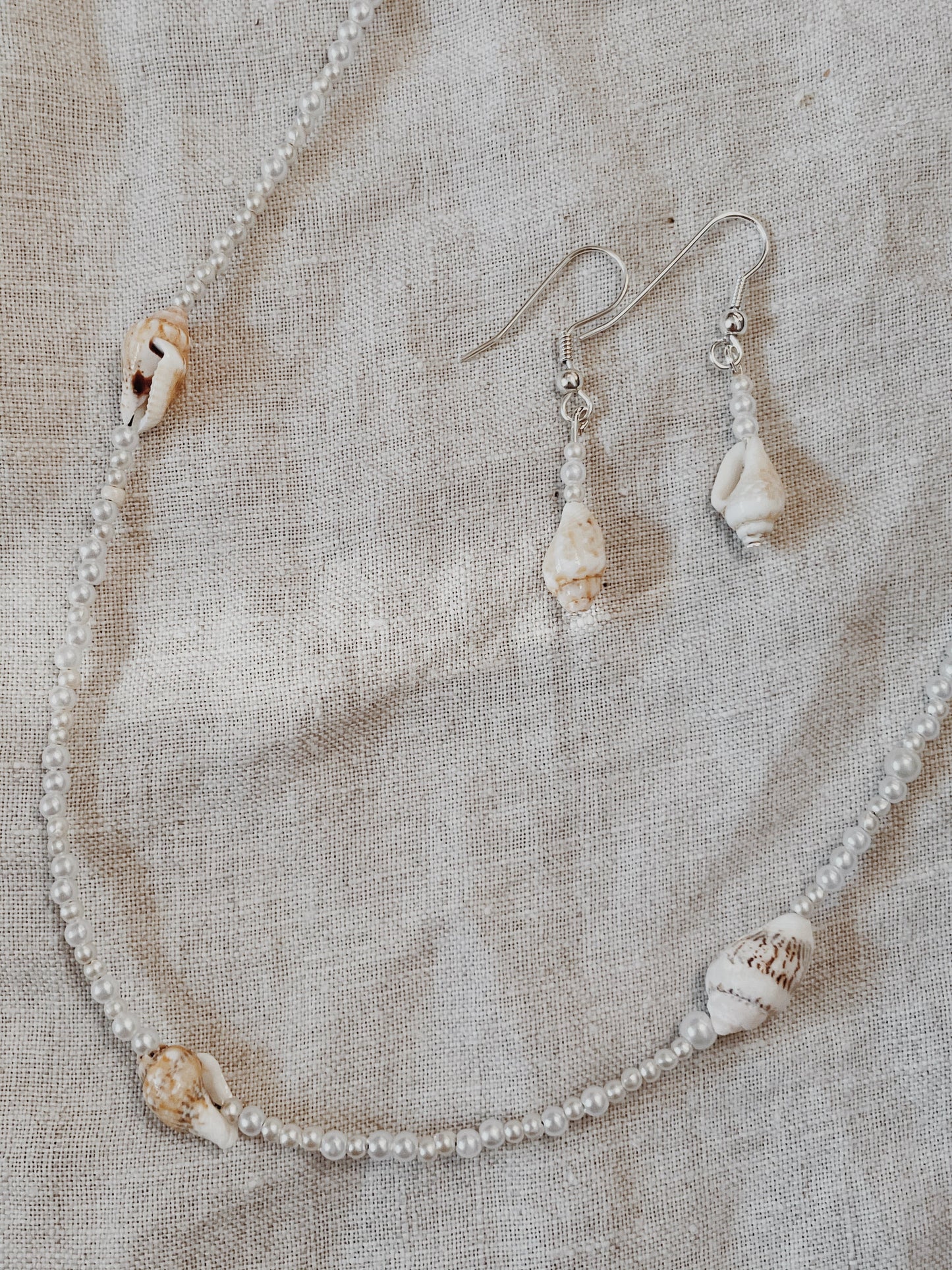 Samudra Shell & Pearl Earrings